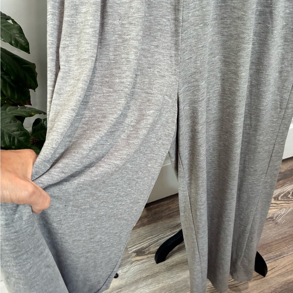 Dokotoo Gray Sleeveless Jumpsuit - Picture 2 of 5